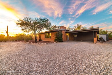 1030 W Santo Domingo Cir - MLS Images-3