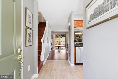 4501 28th Rd S unit 63, Arlington, VA 22206 - photo 2