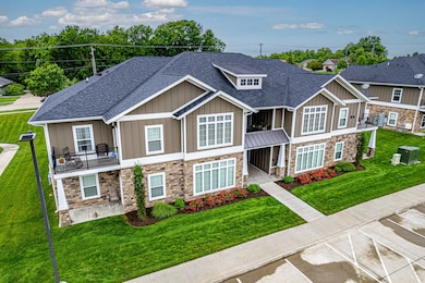 Hunters Landing Unit 202 (2)