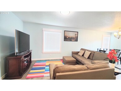 Living Room/Dining Room