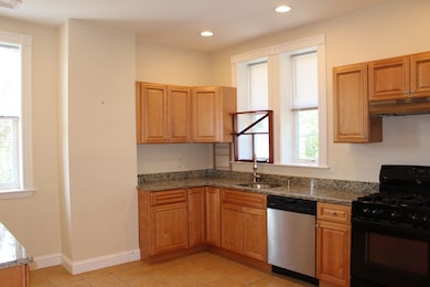 661 Watertown St unit 2, Newtonville, MA 02460 - photo 6