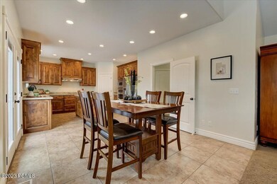 09-Lime Canyon Way-009