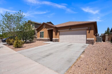 14853 Tim Hardaway Dr, El Paso, TX 79938 - photo 3