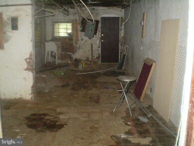 1154 N Longwood St, Baltimore, MD 21216 - photo 7