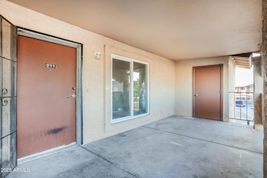 465 W Ivyglen St unit 211, Mesa, AZ 85201 - photo 2