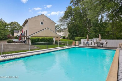 75 Cos Cob Ave unit 9, Cos Cob, CT 06807 - photo 7