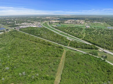 0 S Johnson St unit 97494127, Alvin, TX 77511 - photo 6