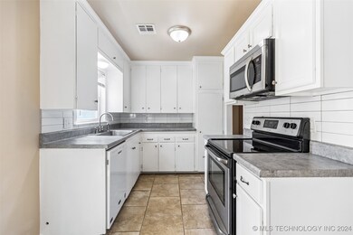 1629 S Birch Ave, Broken Arrow, OK 74012 - photo 6