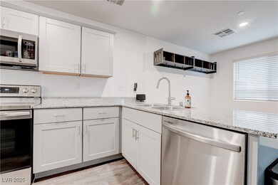 12111 Cherry Moon Ct unit 2, Las Vegas, NV 89183 - photo 3