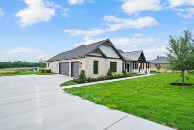 104 Gibson Bend, Weatherford, TX 76087 - photo 4