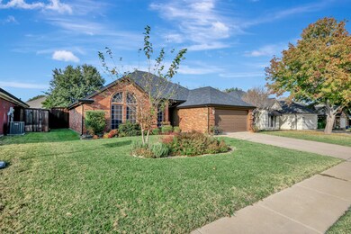 1084 Westgrove Dr, Saginaw, TX 76179 - photo 2