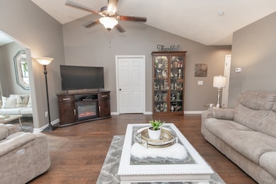 395 Devon Chase Hill unit 6001, Gallatin, TN 37066 - photo 4