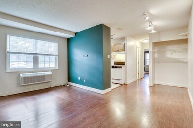 2239 Farrington Ave unit 103, Alexandria, VA 22303 - photo 2