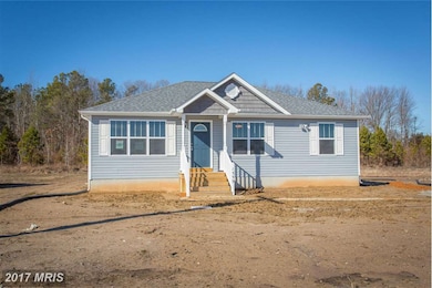 17 Bowie Rd, Colonial Beach, VA 22443 - photo 2