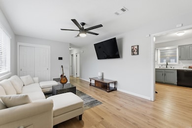 1522 Rebel Dr, Jacksonville, AR 72076 - photo 2