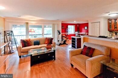 18611 Walkers Choice Rd unit 6, Montgomery Village, MD 20886 - photo 6