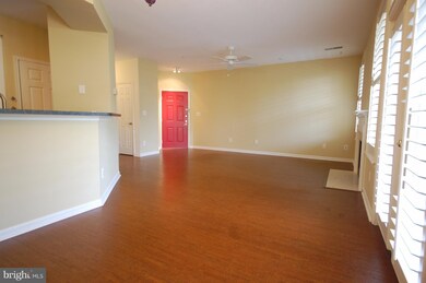 1314 Garden Wall Cir unit 210, Reston, VA 20194 - photo 5