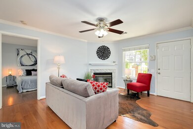 5700 Chapman Mill Dr unit 160, Rockville, MD 20852 - photo 4