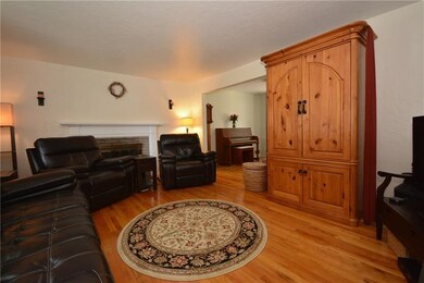 Large Relaxing Living Room