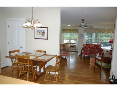 Dining Room. Dining Area