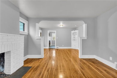 3605 Randolph Rd, Cleveland, OH 44121 - photo 4