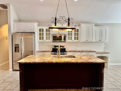 208 E 113th St S, Jenks, OK 74037 - photo 5