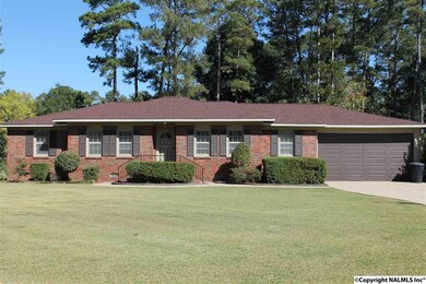 225 Brookhaven Dr, Gadsden, AL 35901 - photo 2