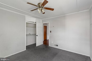 2208 Apache St, Hyattsville, MD 20783 - photo 7