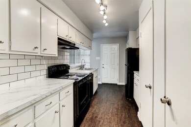 2322 Dunlavy St unit 4, Houston, TX 77006 - photo 2