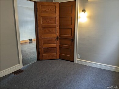 24 Woodside Ave unit Lower, Buffalo, NY 14220 - photo 5