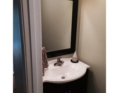 11 Ledgecrest Dr unit 11, Worcester, MA 01603 - photo 4