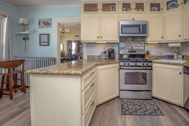 7 Winter St, Lancaster, NH 03584 - photo 5