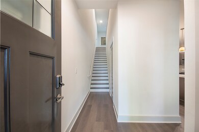 5607 Belmont Ave unit 122, Dallas, TX 75206 - photo 2