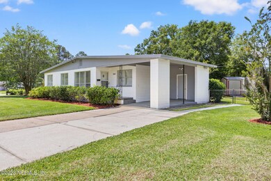 7058 Sans Souci Rd, Jacksonville, FL 32216 - photo 2