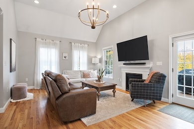 3 Garden Ln, Wakefield, MA 01880 - photo 6