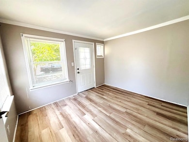 7006 Toepfer Rd, Warren, MI 48091 - photo 2