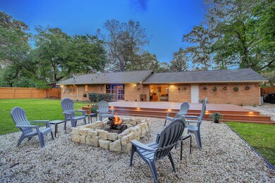 JAW-DROPPING HUGE AND PRIVATE BACKYARD with new de