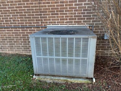 288 Independence Dr, Bristol, VA 24201 - photo 6