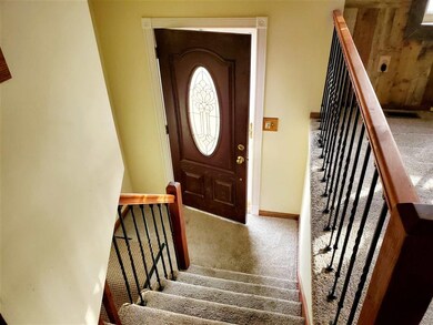 32 Syracuse Rd, Nashua, NH 03064 - photo 2