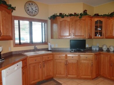 w 2864 Conway Trail, Belleville, WI 53508 - photo 4