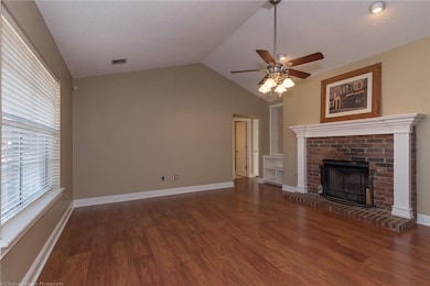 3902 W Beechwood Dr, Rogers, AR 72756 - photo 2