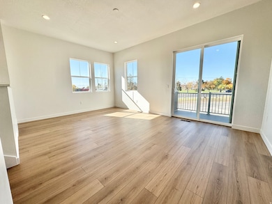 1652 N 1600 St W, Layton, UT 84041 - photo 2