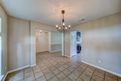 6731 Lower Arrow Dr, Houston, TX 77086 - photo 5