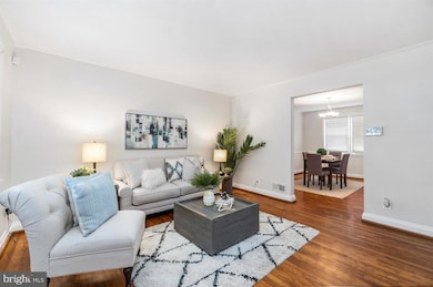 8658 Black Oak Rd, Parkville, MD 21234 - photo 7