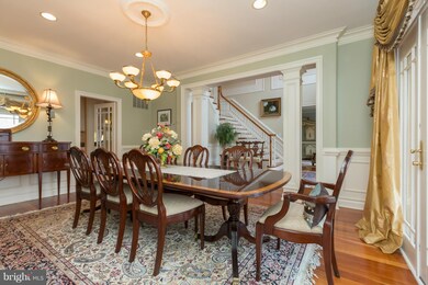 5308 Chandley Farm Cir, Centreville, VA 20120 - photo 4