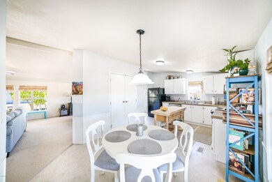 Eat In Kitchen
