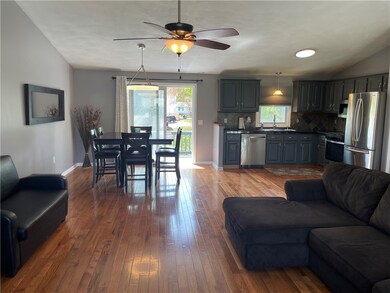 179 Wellspring Dr, Warwick, RI 02886 - photo 4