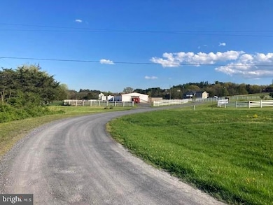 115 Meadow View Ln, Strasburg, VA 22657 - photo 2