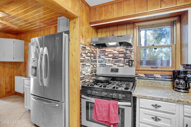 Kitchen (2)