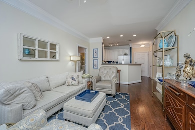 1025RiverlandWoodsPlaceUnit801_006